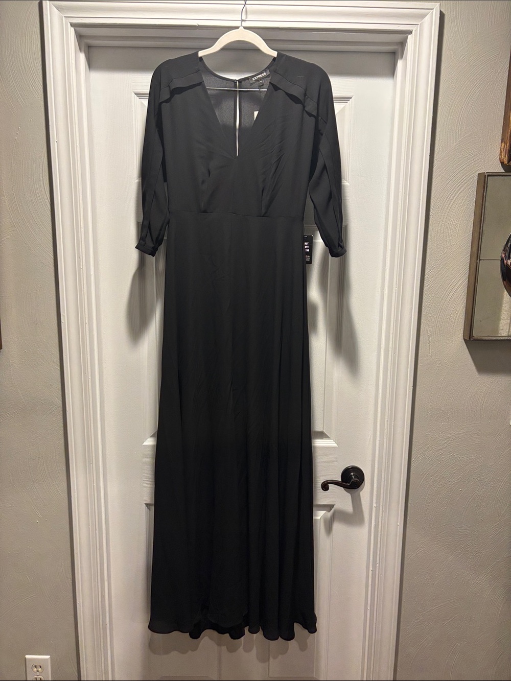 Express Elegant Black Long 3/4 Sleeve Maxi Dress. NWT Size 2
